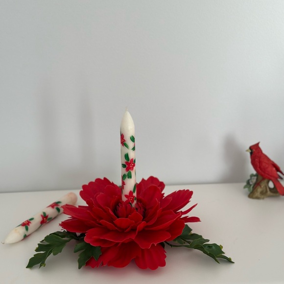 Bundle of 3 pieces candle holderFestive Floral Candles - Picture 5 of 12